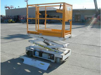 2005 CUSTOM BUILT HB1030 SCISSOR LIFT
