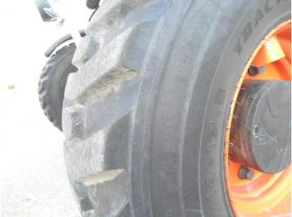 2009 BOBCAT V417 CAB 6