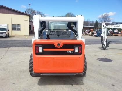2011 BOBCAT S750 4