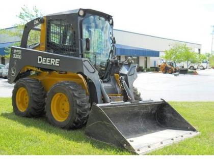 2011 DEERE 320D SKID STEER