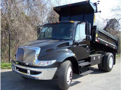 2007 INTERNATIONAL 4300 TRUCK