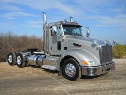 2011 PETERBILT 386 8