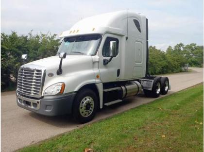 2012 FREIGHTLINER CASCADIA CA12564SLP TRUCK