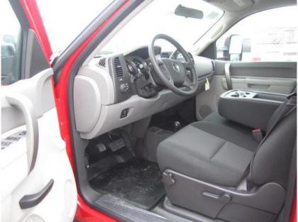 2013 CHEVROLET SILVERADO 3500HD 8