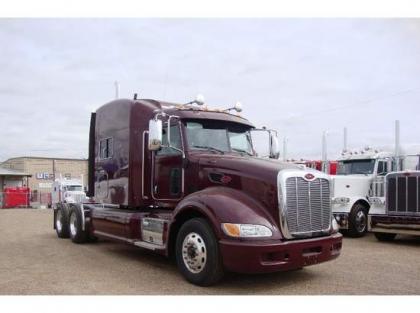 2013 PETERBILT 386 CONVENTIONAL SLEEPER
