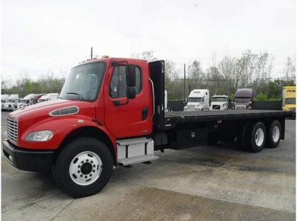2007 FREIGHTLINER M2 106 FLATBED TRUCK