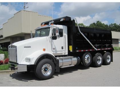 2013 KENWORTH T800B DUMP TRUCK
